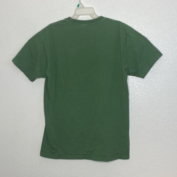 UNDEFEATED Football Electric Supercharged Green T Shirt Size M - Picture 4 of 5